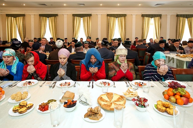 Илһам4 эчкә