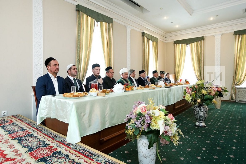 Илһам7 эчкә